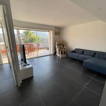 3 8 Couchages Golfe De Saint-tropez * Σαιντ-Μαξίμ